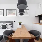 Studio With A Balcony And Ac - Rajska 3 Street