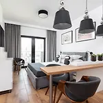 Studio With A Balcony And Ac - Rajska 3 Street